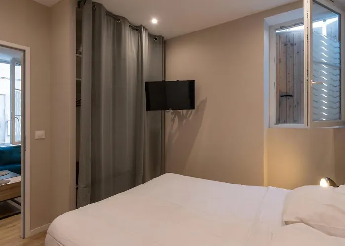 Batiment Les Hauts De Bourg-Saint-Andéol